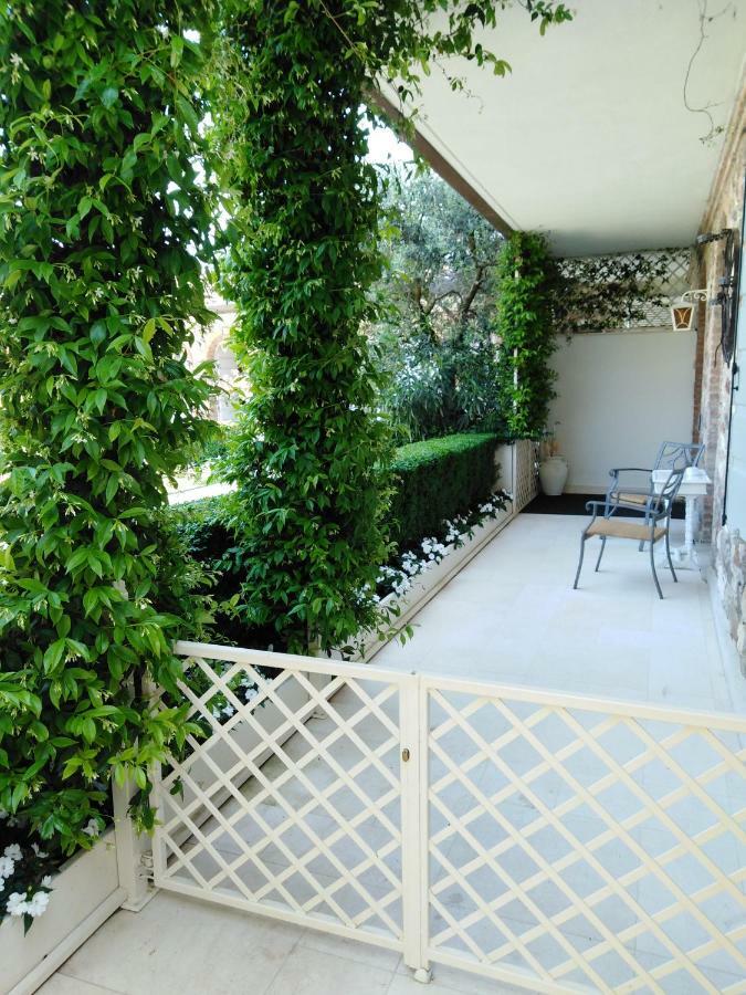 Отель Relais La Speranzina Сирмионе Экстерьер фото